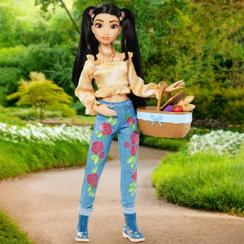 Disney Ily 4EVER Fashion Pack, Inspired By Belle, Beauty And The Beast 4 Disney Ily 4EVER Fashion Pack, Inspired By Belle, Beauty And The Beast - Image 2