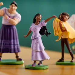 Encanto Deluxe Figurine Playset -Toy Kids Shop 460062217455 2