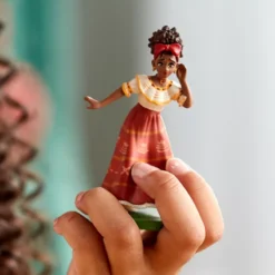 Encanto Deluxe Figurine Playset -Toy Kids Shop 460062217455 3