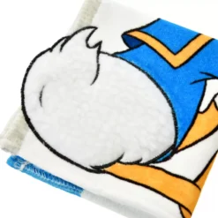 Donald Duck Fluffy Mini Towel -Toy Kids Shop 465044158597 4