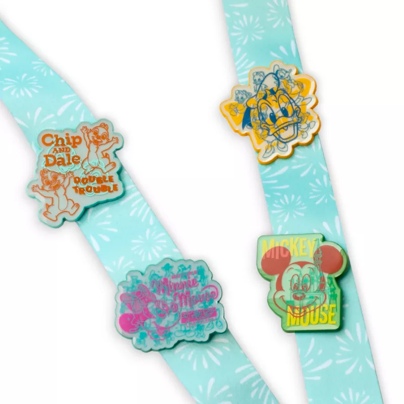 Mickey Mouse And Friends Pin Starter Set 4 Mickey Mouse And Friends Pin Starter Set - Image 2